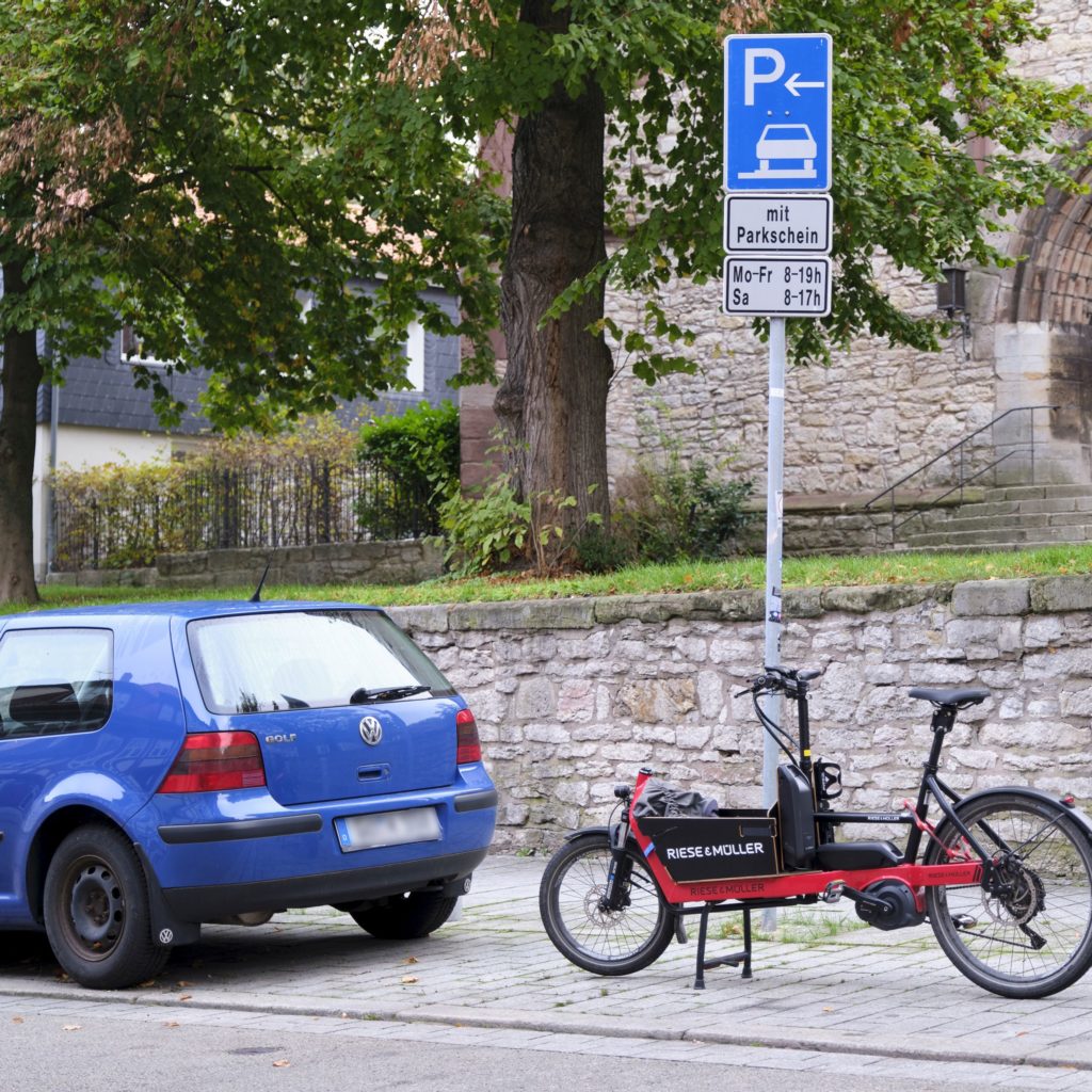 darf man sein fahrrad auf dem gehweg