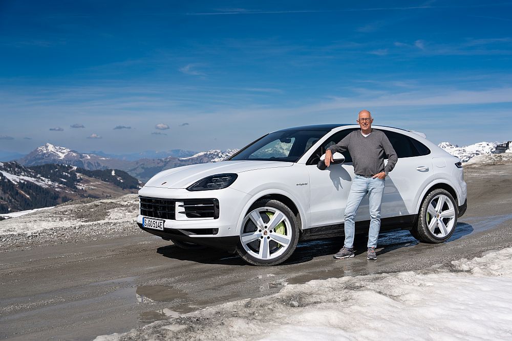 Porsche Cayenne 2025 kommt der Stromer Puls Magazin